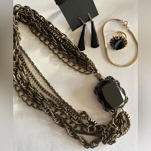 Vintage Jewelry Set Antique Gold Finish Black Stone Accents~set Of 4